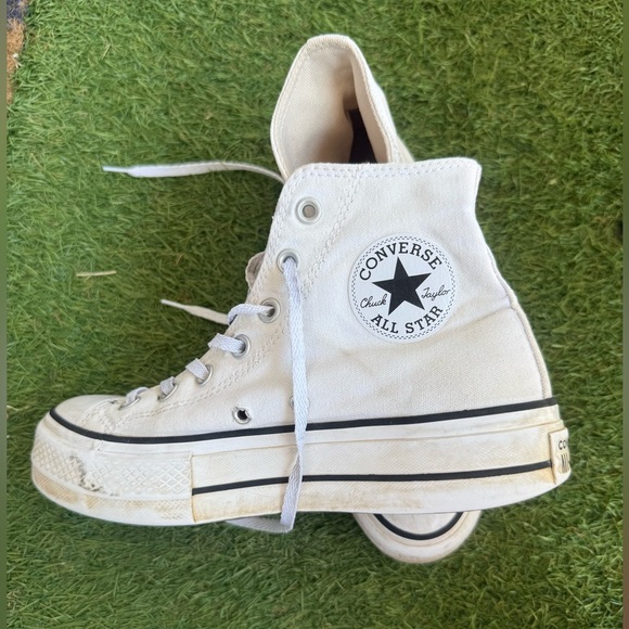 Converse Chuck Taylor Platform White High Top Sneakers | Women’s 8 / Men’s 6 - Picture 1 of 10